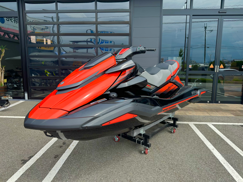 新艇中古艇販売