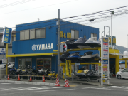 store_facade_image